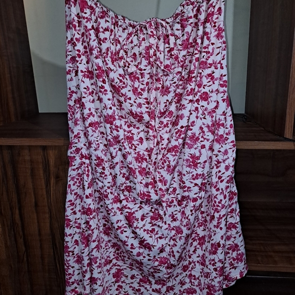 Sunkissed Couture pink and white romper, sz Large - Picture 3 of 6